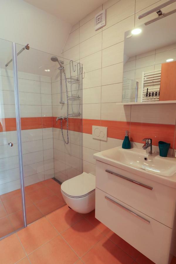 Apartments & Rooms Pr' Skalovc Bohinj Exterior photo